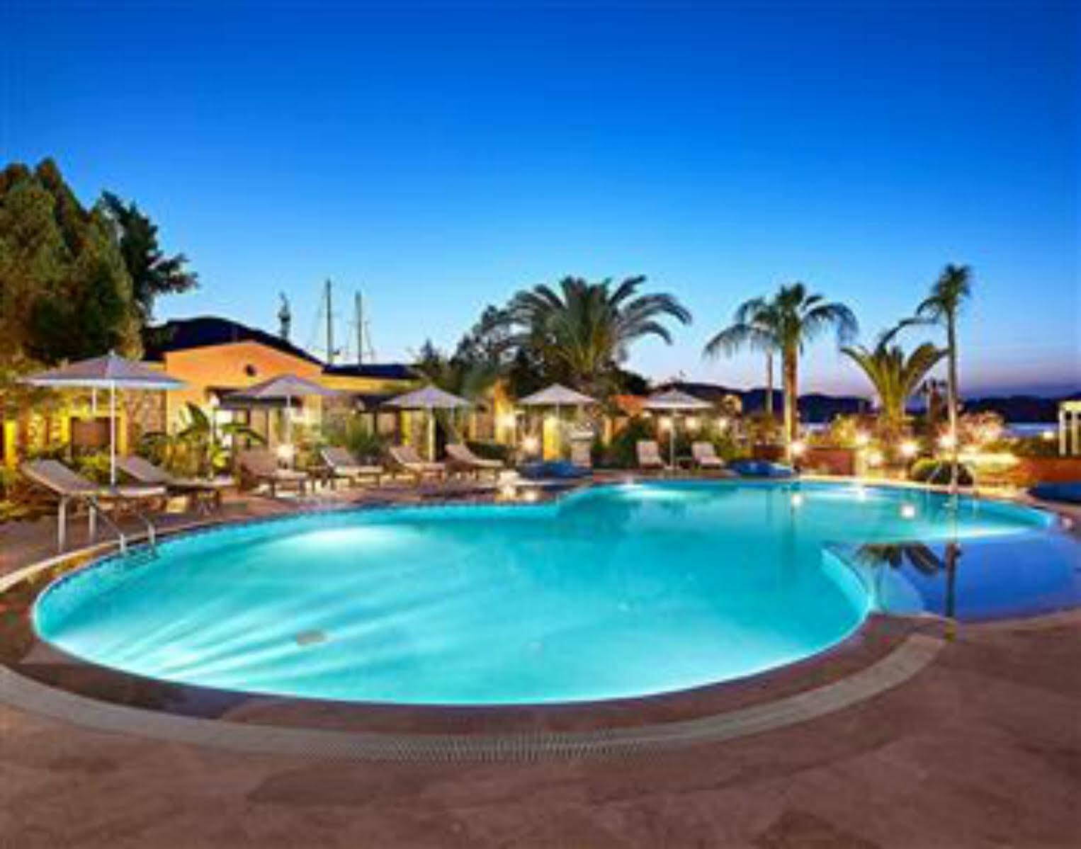 Fi Light Solto Boutique Beach Hotel Selimiye  Luaran gambar